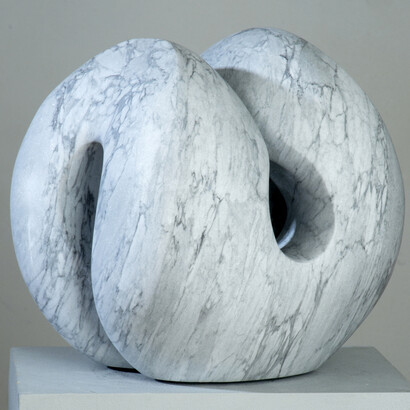Jill Höjeberg, Bending Stone, Marmo, 20 x 24 x 19 cm, 2014