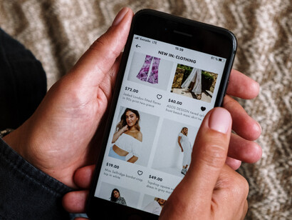 A moda sustentável também está em relação de poder com a moda que dita tendências cíclicas na velocidade da luz