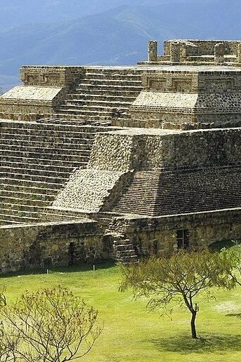 Edificio IV de la Plataforma Sur, Monte Albán