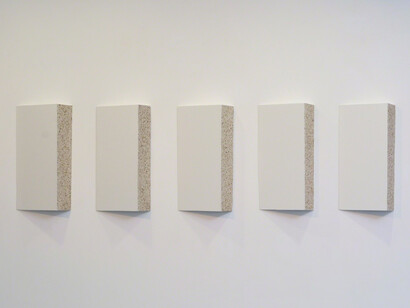 Noa Schwartz, Waschputz, 2015, detail, mixed media, 54 × 281 × 12 cm