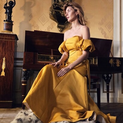 Tra i ruoli a lei particolarmente legati figura Mimì ne La bohème di Puccini, interpretata per la prima volta in Italia nel 2015 al Teatro Tito Schipa di Gallipoli; tra gli altri ruoli e repertori citati figurano Madama Butterfly, Tosca, La sonnambula, Lucia di Lammermoor e Romeo e Giulietta