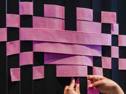 Verschiedene künstler:innen, All hands on, flechten! Ausstellungsansicht. Mit freundlicher genehmigung des Museums Europäischer Kulturen