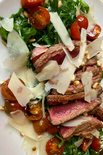 La carne gargoulette es una especialidad tunecina, Leila deleita a sus invitados con una cocina refinada