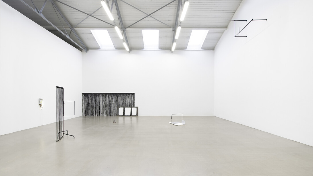 Stef Heidhues, Die Souffleure, Installation view, 2020, Galerie EIGEN + ART Leipzig, Photo: Uwe Walter, Berlin