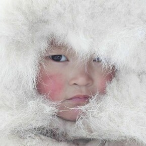 Nenya Vanuito, a young Nenets girl. Yamal, north west Siberia. (2011)