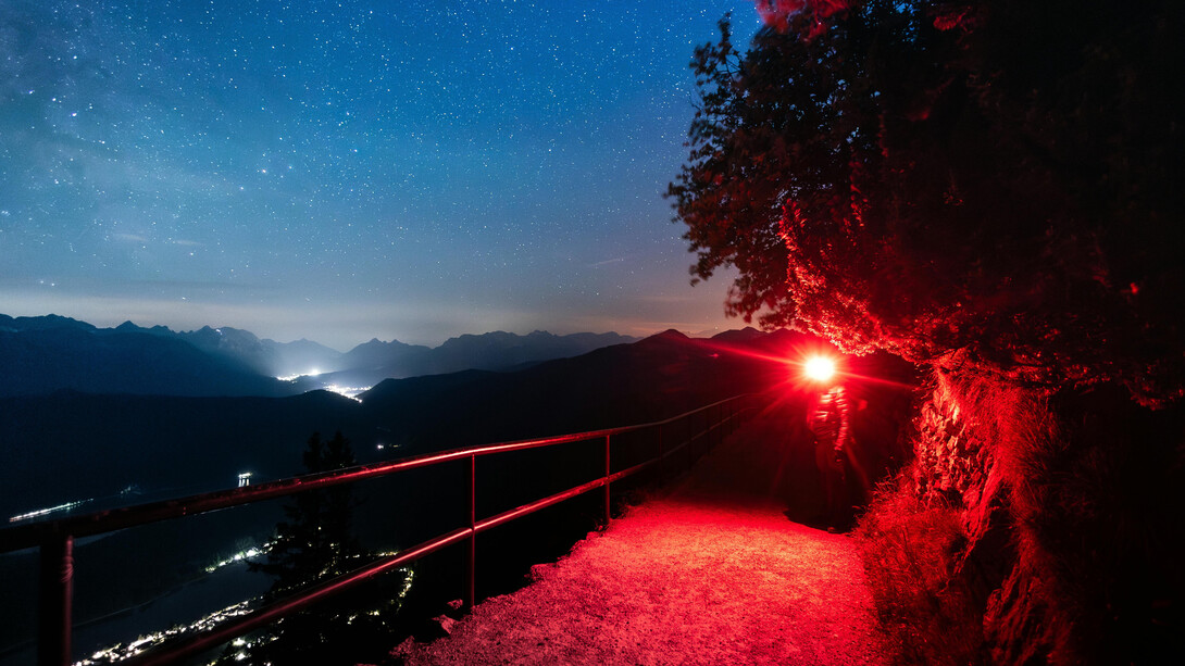 Comme dit ce proverbe chinois : on ne s’égare jamais si loin que lorsque l’on croit connaître la route