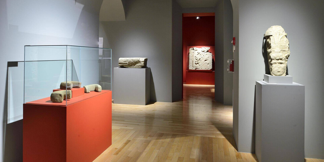 Divinos Señores De La Montaña. Courtesy of Museo Amparo