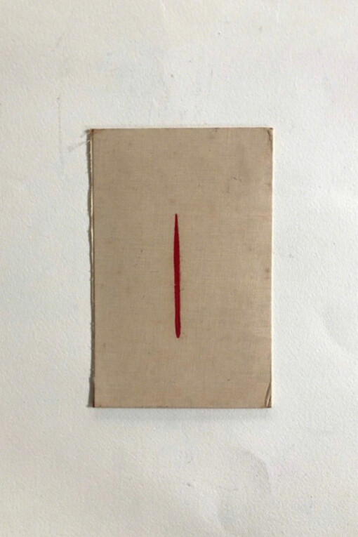 Don't turn off the light. Courtesy of Fridman Gallery