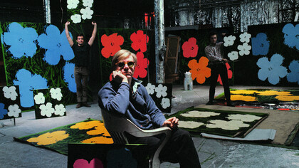 Andy Warhol nel suo atelier