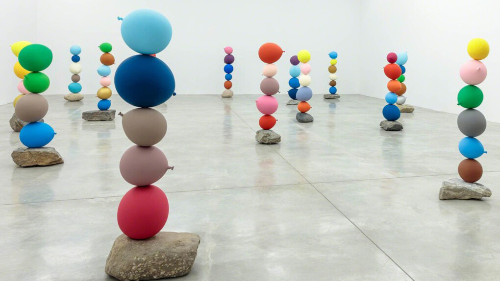 Dwarf, Dust, Doubt. Courtesy of Tina Kim Gallery