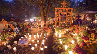 Cimitero messicano nel Dia de los muertos