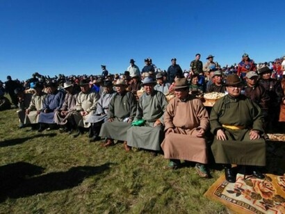 Meeting in the field in Mongolia