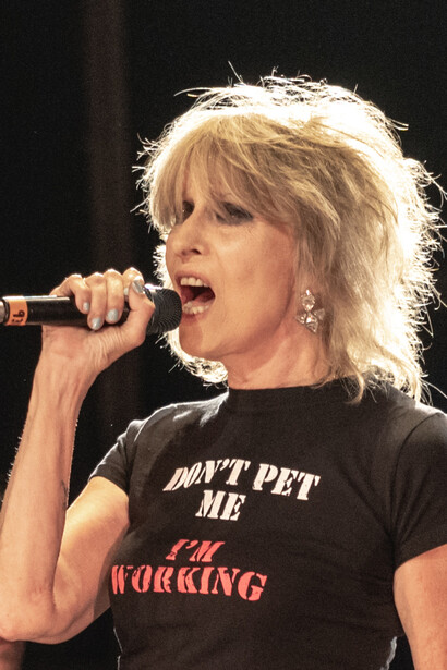 Chrissie Hynde avec ses riffs de guitare et le rythme langoureux des Pretenders © By Raph PH, CC BY 2.0