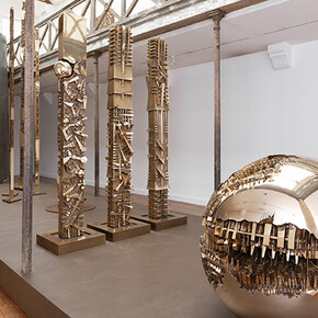 Arnaldo Pomodoro. Courtesy of Tornabuoni Art Gallery