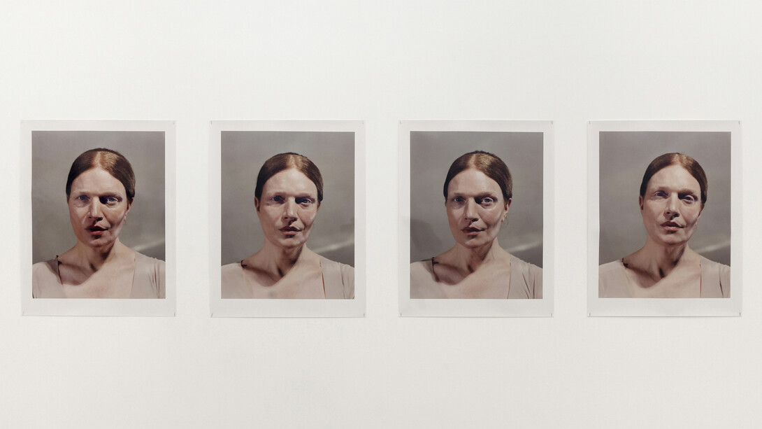 Glitter in My Wounds, installation view. Courtesy of signs and symbols