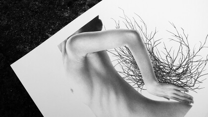 Roberta Congiu, Soul Survivor, penna a sfera su carta, 2021, particolare