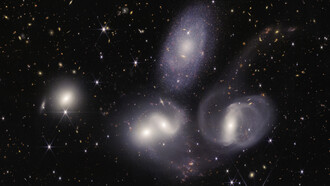 Imagen del Quinteto de Stephan, grupo de cinco galaxias situado en la constelación de Pegaso, capturada por el telescopio James Webb