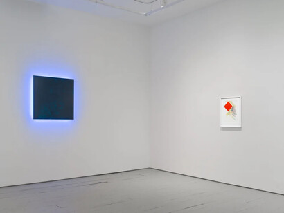 Stephen Antonakos, Space and color, exhibition view. Courtesy of Jack Barrett Gallery