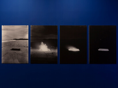 Varios artistas, Érase una vez. Visiones del cielo y la tierra, vista de la exposición. Cortesía de la Pinacoteca