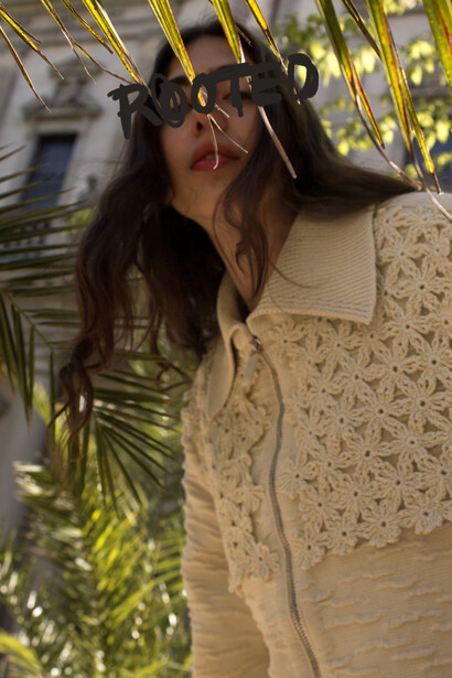 Marie Nardi, vincitrice del concorso Feel the Yarn, con i filati dell’azienda Monticolor