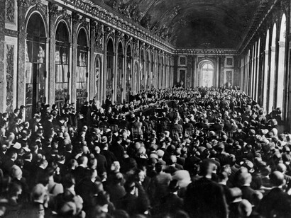 Pubblico assiste alla conferenza