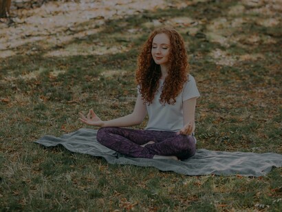 Outdoor meditation and attempting to tap into the Earth's resonance