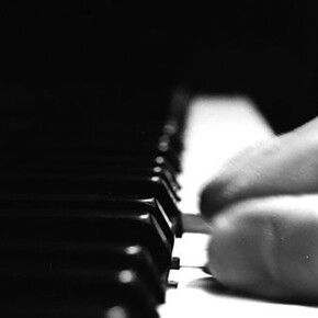 Daniel Spoerri. Courtesy of Galerie Krinzinger