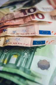 Banconote in euro di vario taglio