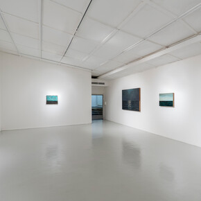 Yoan Capote, Ruido blanco (White noise), exhibition view. Courtesy of Galleria Continua