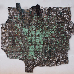 El Anatsui, Exhibition view. Courtesy of Prince Claus Fund