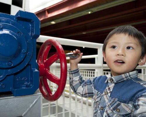 Experiment! Courtesy of Museum of Science and Industry