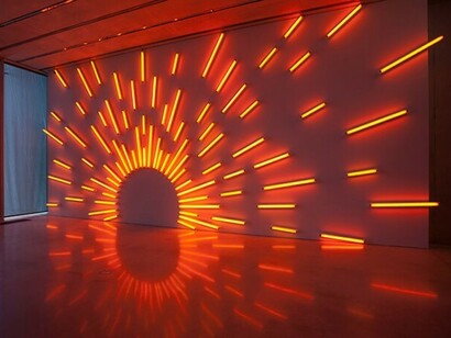 Mark Handforth, Western Sun, 2004
Fluorescent lights and fixtures. Dimensions variable, Collection Pérez Art Museum Miami, museum purchase with funds provided by PAMM´s Collectors Council © Mark Handforth Photo credit: Nancy Watson