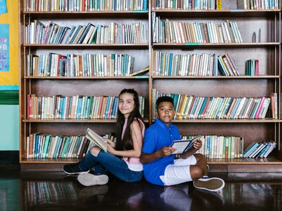 #ioleggoperché. Iniziativa sociale dell’Associazione Italiana Editori che punta a rafforzare l’abitudine dei ragazzi alla lettura attraverso la donazione di nuovi libri alle biblioteche scolastiche