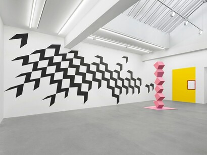 Wall works and sculptures, exhibition view. Courtesy of Galerie Eva Presenhuber