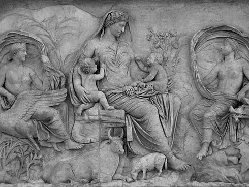 Roma, Ara Pacis Augustae, particolare con Rea Silvia, Romolo e Remo