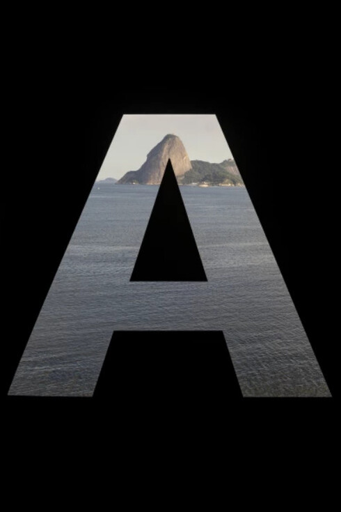 Sendo dado. Courtesy of Galeria Nara Roesler