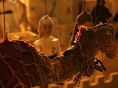 Wael Shawky, Cabaret Crusades: The Horror Show File, 2010, HD video, color, sound, 31:49 min. Video still. Courtesy the artist and Sfeir-Semler Gallery, Beirut / Hamburg