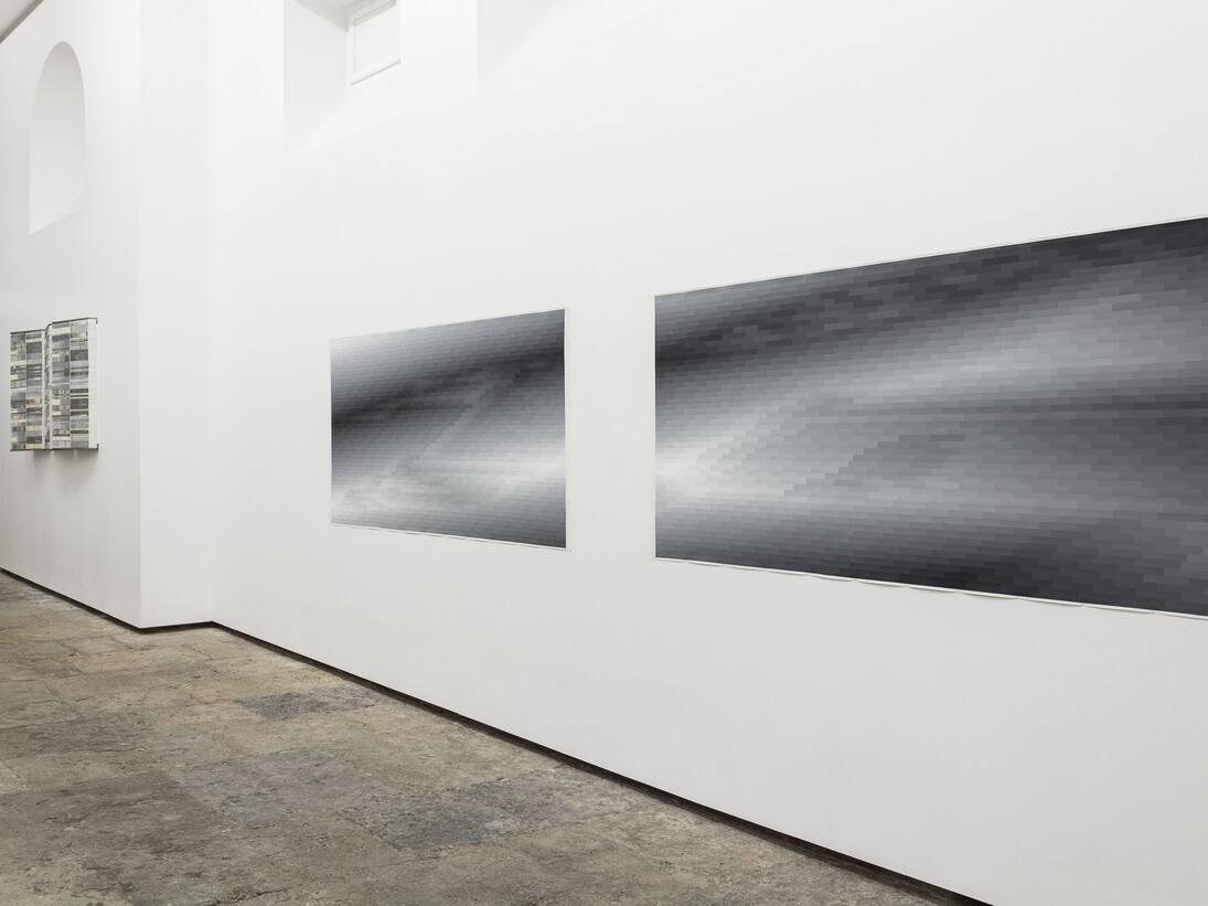 Vista de exposição (detalhe), vai e vem e vem e vai, foto: João Ferro Martins, Imagem cortesia das artistas e 3+1 Arte Contemporânea, Lisboa.