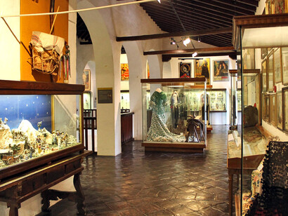 Fiestas y folclore, Exhibition view. Courtesy of Museo Unicaja de Artes y Costumbres Populares