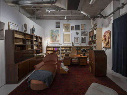 Transform the world, change life: a surrealist library, vue d'exposition. Avec l'aimable autorisation de la Galerie Jocelyn Wolff