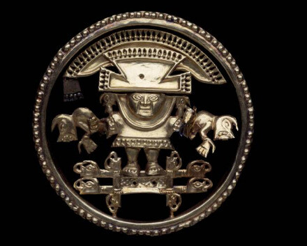 Ceremonial mask. Courtesy of Dallas Museum of Art