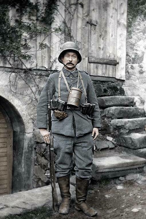 Soldado en la Primera Guerra Mundial. Liga dos Combatentes