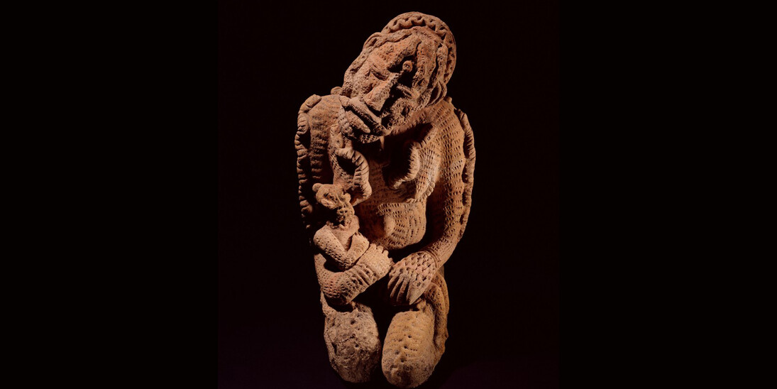 Djenne people, “Maternity figure”, 12th–15th century, Mali. Earthenware. Gift of John and Marcia Friede, 2007.6