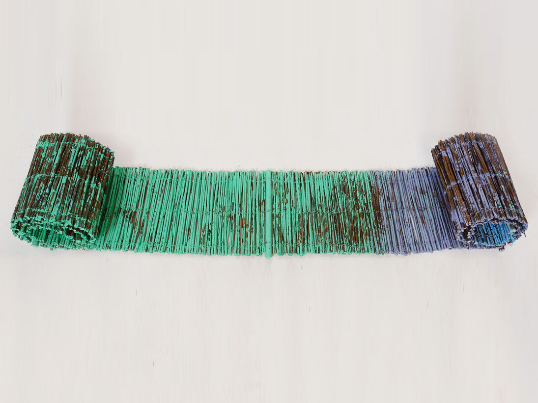 Daniel Dezeuze, Sine die, 2013-2014, painting on wood, 26 cm x longueur variable, 2013-2014, Courtesy Galerie Daniel Templon