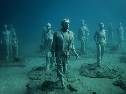 Museo Atlántico de Lanzarote. Caminantes bajo el agua