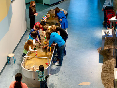 Erosion Table. Courtesy of Science Nord