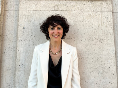 Sara D'Ascenzo ha curato la biografia di Marina Cicogna intitolata “Ancora spero. Una storia di vita e di cinema”, edito nel 2023 da Marsilio Specchi