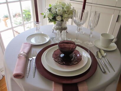 Table for one © Pat and Katie, tableforonetablescapes.blogspot.com