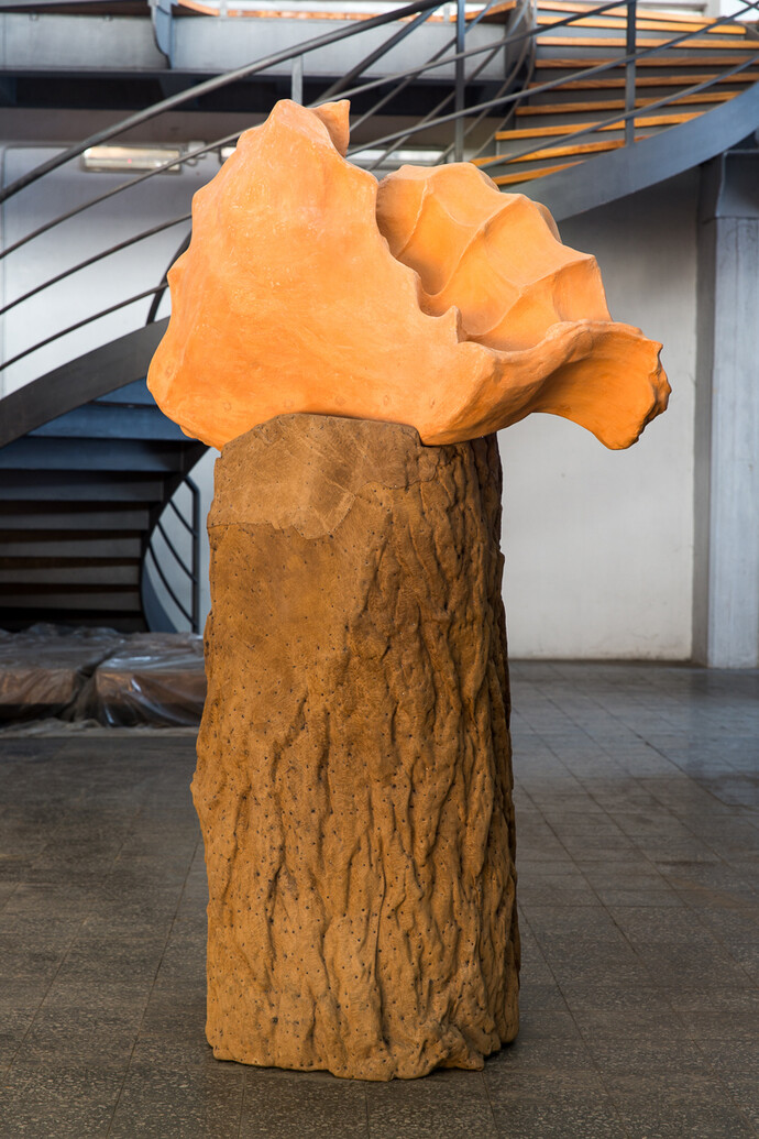 Giuseppe Penone, Avvolgere la terra - Rising Earth, 2014, (To Enfold the Earth - Rising Earth), Wood, leather, terracotta, Wood: 57 1/2 x 35 1/16 x 28 3/8 in. (146 x 89 x 72 cm), Terracotta: 31 1/8 x 51 9/16 x 23 5/8 in. (79 x 131 x 60 cm)