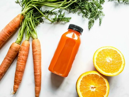 Succo di frutta. Scopri la verità dietro i prodotti 'senza zucchero': cosa c'è dietro le diciture sulle confezioni?